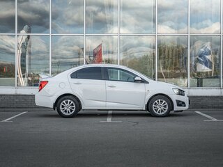 2012 Chevrolet Aveo II, белый, 670000 рублей, вид 5