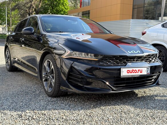 2021 Kia K5 III, чёрный, 1950000 рублей