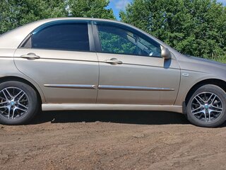 2007 Kia Cerato I Рестайлинг, золотистый, 295000 рублей, вид 2