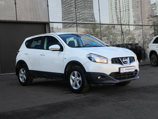 2012 Nissan Qashqai I Рестайлинг, белый, 1270000 рублей, вид 3