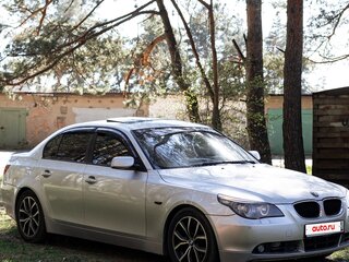 2004 BMW 5 серии 525i V (E60/E61), серебристый, 835000 рублей, вид 1