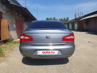 2010 Skoda Superb II, серый, 700000 рублей, вид 4