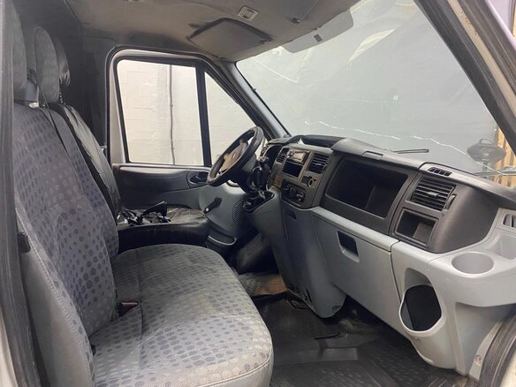 2007 Ford Transit, белый, 750000 рублей - вид 11