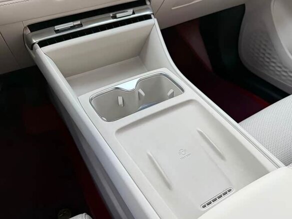 2026 MG 4 EV 53.95 kWh II, фиолетовый, 1900000 рублей - вид 24