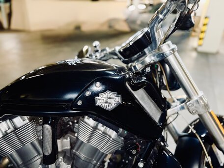 2009 Harley-Davidson V-Rod, чёрный, 1700000 рублей, вид 3
