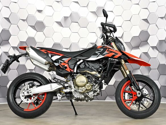 2024 Ducati Hypermotard, чёрный, 1277000 рублей - вид 2
