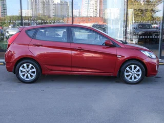 2012 Hyundai Solaris I, красный, 749000 рублей, вид 4
