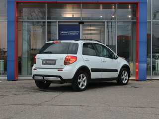 2010 Suzuki SX4 I (Classic) Рестайлинг, белый, 520000 рублей, вид 3