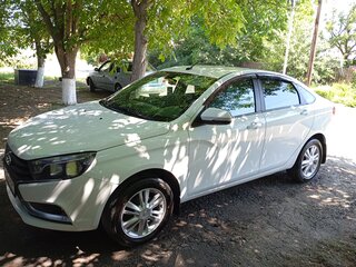 2017 Lada (ВАЗ) Vesta I, белый, 680000 рублей, вид 1
