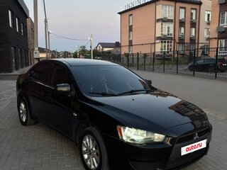 2010 Mitsubishi Lancer X, чёрный, 700000 рублей, вид 3