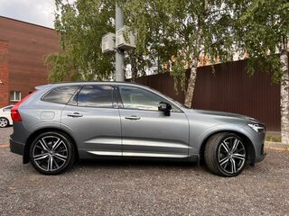 2020 Volvo XC60 II, серый, 5000000 рублей, вид 2