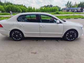 2010 Skoda Superb DSG II, белый, 650000 рублей, вид 2