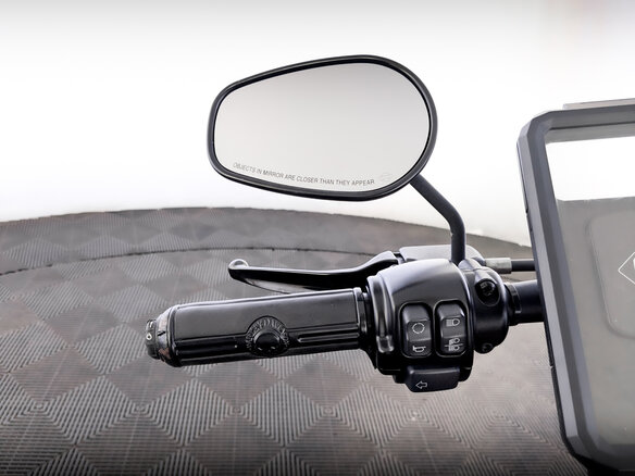 2019 Harley-Davidson Fat Bob, красный, 1449000 рублей - вид 10