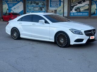 2015 Mercedes-Benz CLS 400 II (C218) Рестайлинг, белый, 2550000 рублей, вид 2