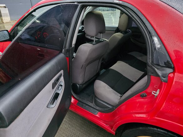 2006 Subaru Impreza II Рестайлинг 2, красный, 1250000 рублей - вид 30