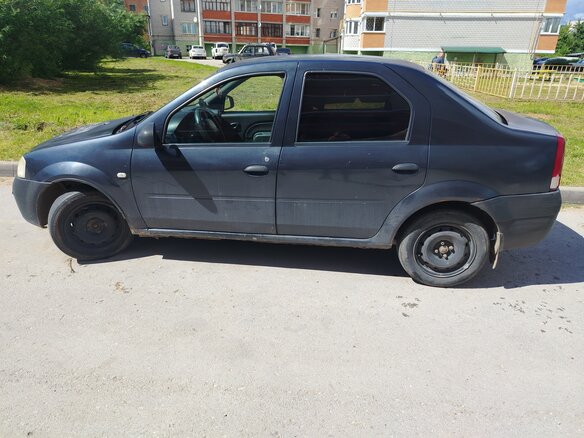 2009 Renault Logan I, серый - вид 2