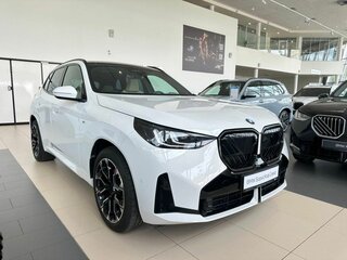 2025 BMW X3 20i xDrive IV (G45/G48), белый, 8200000 рублей, вид 3