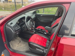 2021 Volkswagen Polo VI, красный, 1280000 рублей, вид 5