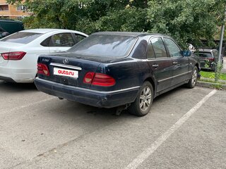 1997 Mercedes-Benz E-Класс 280 II (W210, S210), синий, 220000 рублей, вид 2