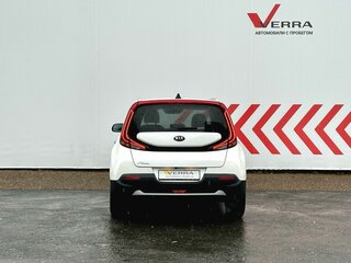 2021 Kia Soul III, белый, 1910000 рублей, вид 5