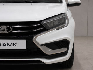 2023 Lada (ВАЗ) Vesta I Рестайлинг (NG), белый, 994625 рублей, вид 4