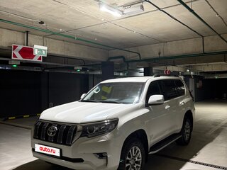2019 Toyota Land Cruiser Prado 150 Series Рестайлинг 2, белый, 6150000 рублей, вид 1