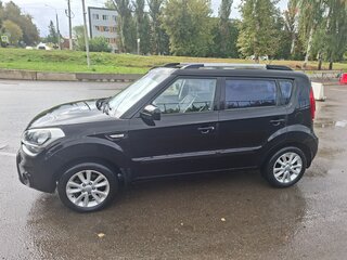 2013 Kia Soul I Рестайлинг, чёрный, 820000 рублей, вид 4
