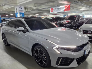 2026 Kia K5 III Рестайлинг, серый, 3400000 рублей, вид 1