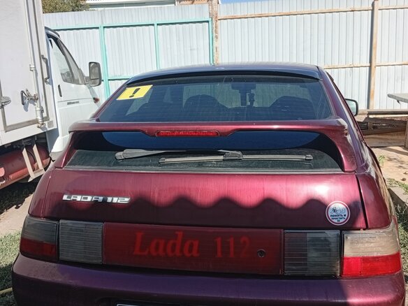 2004 Lada (ВАЗ) 2112, красный, 220000 рублей - вид 2