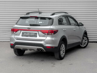 2019 Kia Rio X-Line IV, серебристый, 1500000 рублей, вид 5