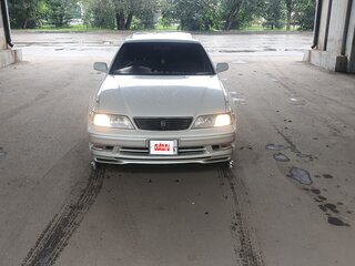 1998 Toyota Mark II VIII (X100), белый, 870000 рублей, вид 2