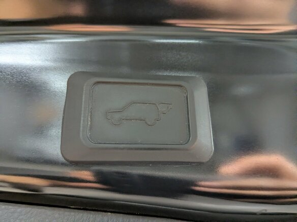 2020 Toyota RAV4 V (XA50), чёрный - вид 4