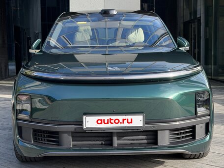 2025 Li Auto (Lixiang) L9 52.3 kWh I Рестайлинг, зелёный, 8300000 рублей, вид 2