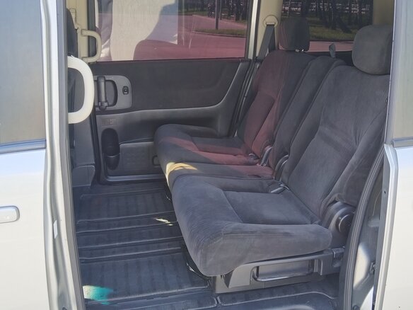 2008 Nissan Serena III (C25), серебристый, 950000 рублей - вид 10