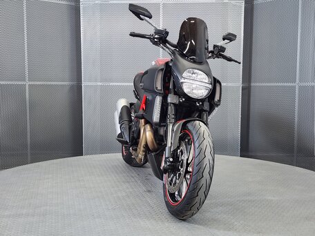 2011 Ducati Diavel Carbon, чёрный, 699000 рублей, вид 3