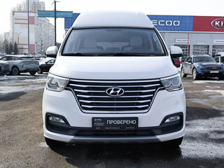 2019 Hyundai Grand Starex I Рестайлинг 2, белый, 3850000 рублей, вид 2
