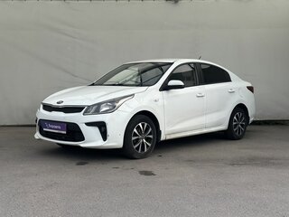 2019 Kia Rio IV, белый, 1300000 рублей, вид 1