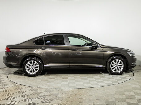 2016 Volkswagen Passat B8, коричневый, 1839700 рублей, вид 4