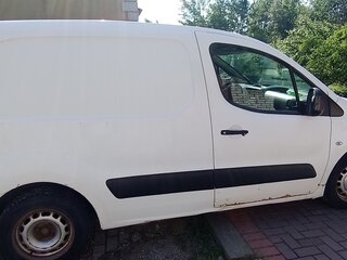 2011 Citroen Berlingo, белый, 500000 рублей, вид 3