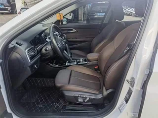 2023 BMW 1 серии 120i III (F52) Рестайлинг, белый, 1890000 рублей, вид 5