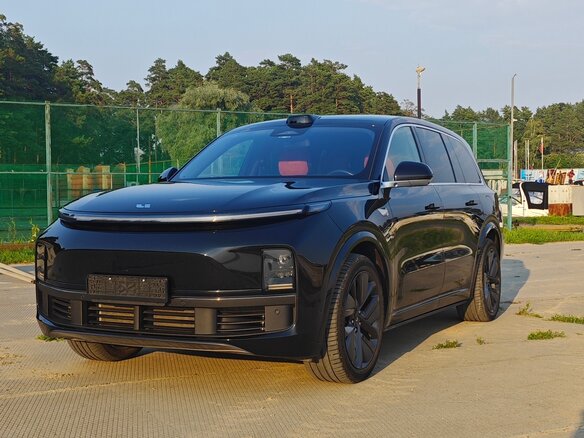2024 Li Auto (Lixiang) L9 44.5 kWh I, чёрный, 8200000 рублей