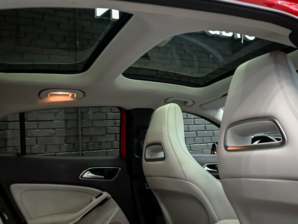 2014 Mercedes-Benz GLA 250 I (X156), красный - вид 12