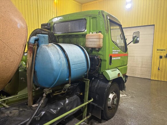 1995 Mitsubishi MF61D, зелёный, 2550000 рублей - вид 6