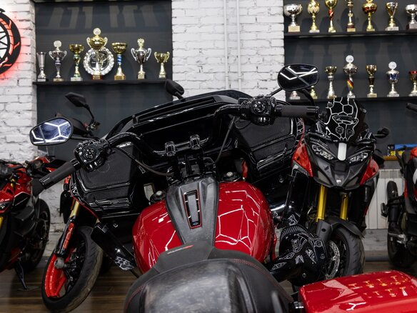 2025 Harley-Davidson CVO Road Glide ST, чёрный, 5990000 рублей - вид 20