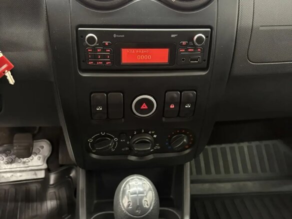 2019 LADA (ВАЗ) Largus, красный, 520000 рублей - вид 13