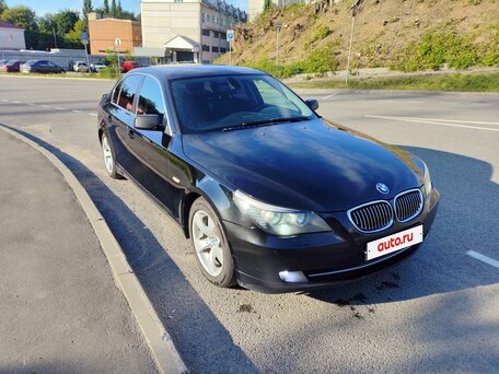 2007 BMW 5 серии 520d V (E60/E61) Рестайлинг, чёрный, 930000 рублей, вид 2