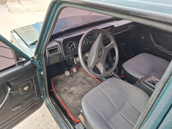 2006 Lada (ВАЗ) 2107, зелёный - вид 2