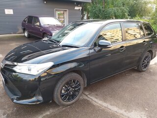 2018 Toyota Corolla Fielder XI (E160, E170) Рестайлинг 2, чёрный, 1550000 рублей, вид 3