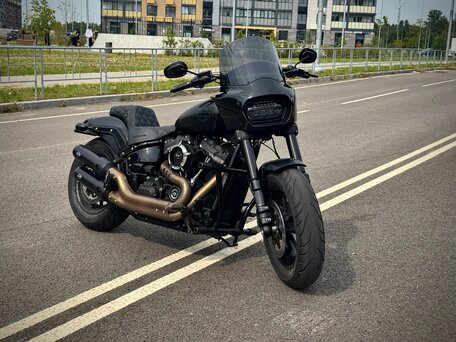 2019 Harley-Davidson Fat Bob, чёрный, 1700000 рублей, вид 3