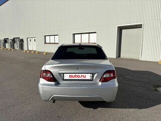 2012 Daewoo Nexia I Рестайлинг, серебристый, 210000 рублей, вид 3